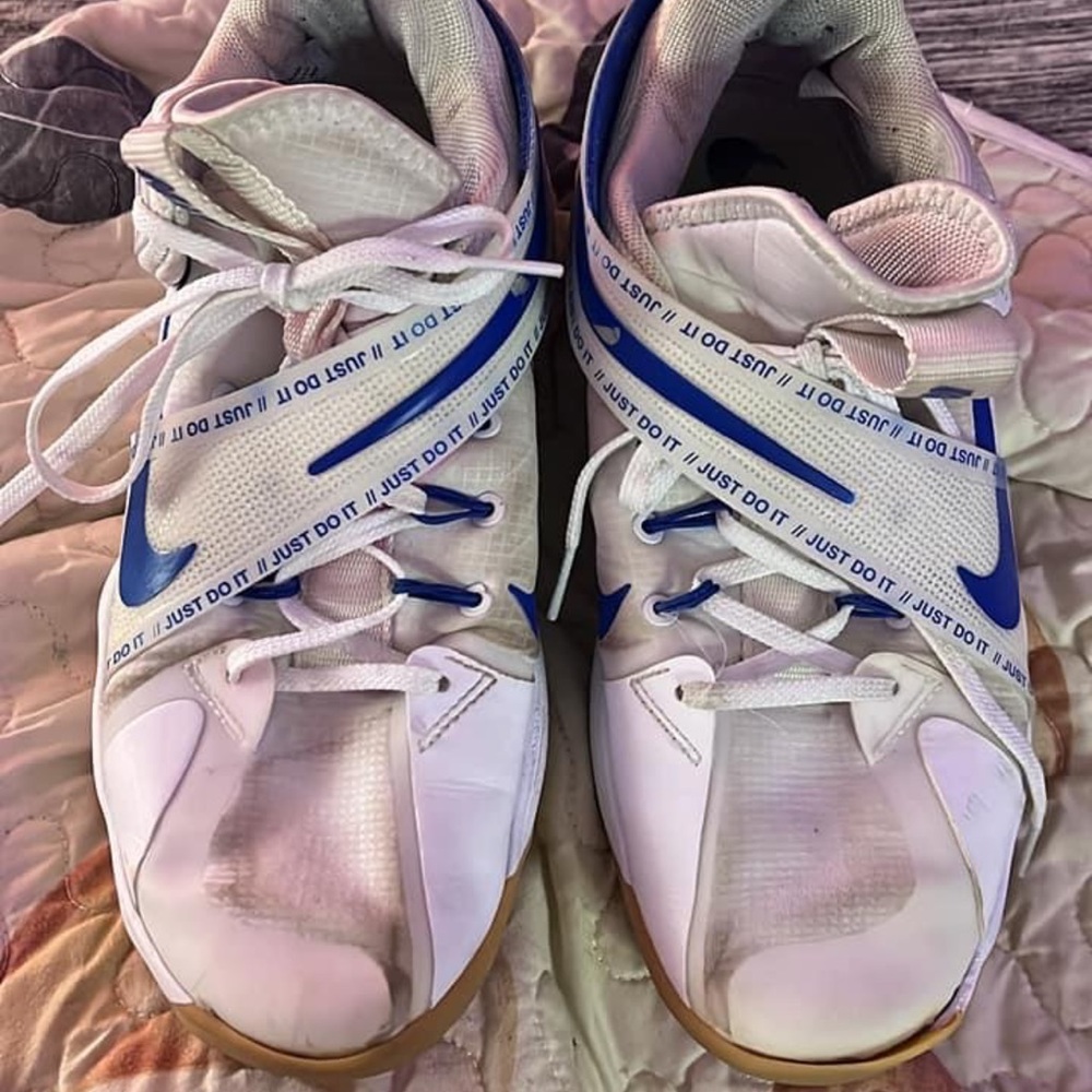 nike volleyball shoes worn for 1 season